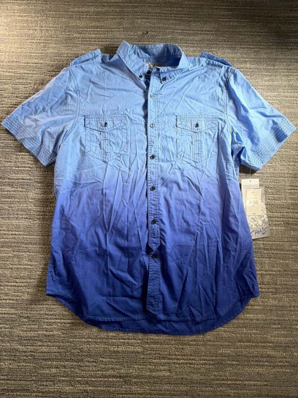 Chalc Men's XL Blue Ombre Short Sleeve Button Down Shirt